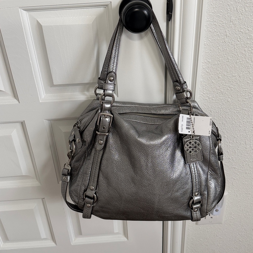 Coach Alexandra Pewter/ Silver Handbag. Can also be worn as a Shoulder Bag. EUC